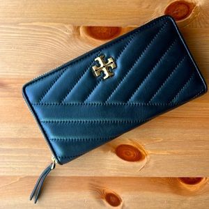 Tory Burch Wallet Kira Chevron Zip Continental Wallet Black NWT